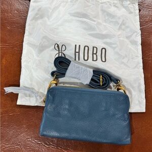 Hobo Fern Slim Belt Bag Pebbled Leather in Peacock Feather